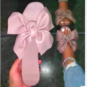 Spring summer cute bow pink sandals size 9.5
